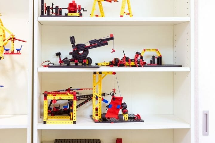 7-toys-you-can-take-apart-and-put-back-together-for-inquisitive-kids